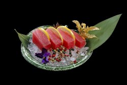 Tuna Sashimi image