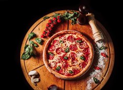 Pizza Diavola image