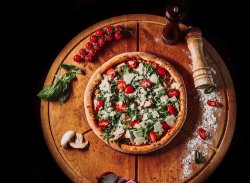 Pizza Pollo Italiano image