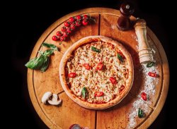 Pizza Pollo Picante image