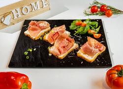 Bruschete prosciutto image