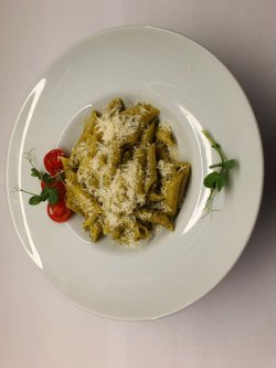 Paste cu pesto si usturoi image