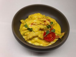 Piept de pui cu curry image