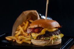 Craft burger image