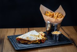 Quesadilla cu pui image