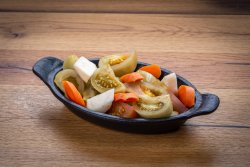 Salată de murături de sezon image