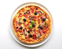 Pizza Capriciosa image
