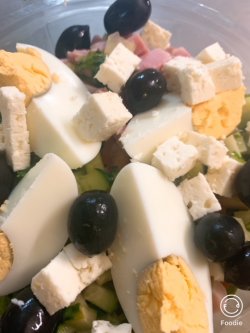 Salată bulgăreasca image