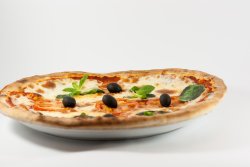 Prosciutto Formagio Pizza image
