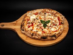 Pizza Pollo e Funghi 30-32cm image