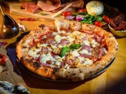 Pizza Quattro Carni 30-32cm image