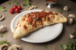 Calzone(pizza umplută) image