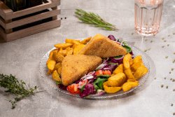 Cașcaval pane, cartofi prăjiți, mix de salată și roșii image