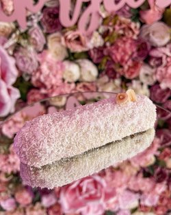 NOU! Coconut eclair image