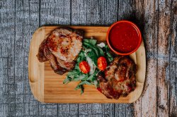 Ceafă de porc image