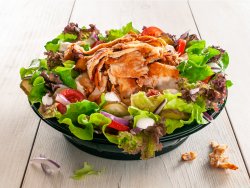 Salată cu carne rotisată image