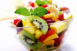 Salata de fructe image