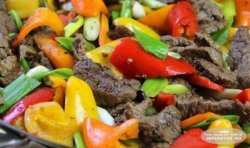 Vită cu legume thai image