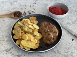 Ceafă de porc la gratar image
