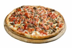 Pizza Callabresse con insallata di bruschetta 26 cm image