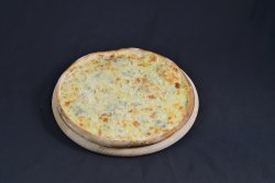 Pizza Quattro formaggi 26 cm image