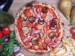 Pizza vegana curcubeu image