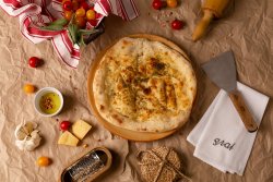 Focaccia cu ulei de măsline și oregano image