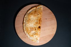 Pizza Calzone (închisă) image