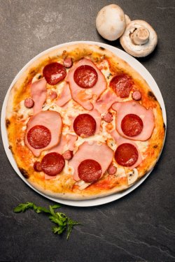 Pizza Nicoli image