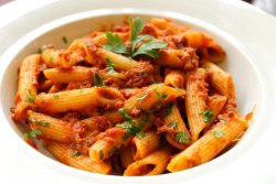 Penne con tonno image