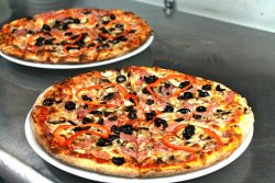 Pizza Capricciosa image