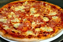 Pizza Gorgonzola image