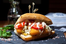 Sandwich cu cașcaval image