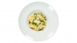 Cartofi steakhouse cu usturoi și parmezan image