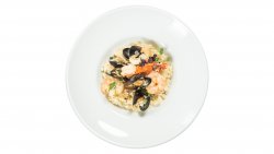 Risotto cu fructe de mare image