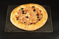 Pizza Capricciosa cu blat cheesy 28 cm image