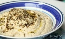 Hummus cu full image