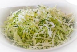 Salată de varză image