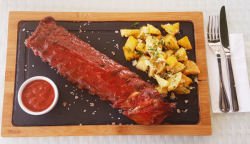 Coaste de porc la cuptor cu sos BBQ image