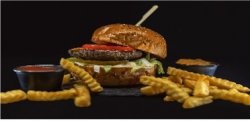 Classic Burger + Cartofi image