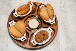 Platou Hot mezze image