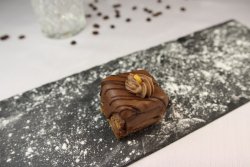 Amandina image