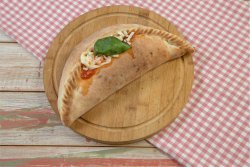 Pizza calzone image