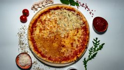 Pizza Quatro Formaggi image