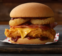 30% reducere: Mega Yummy Burger pui crispy   image