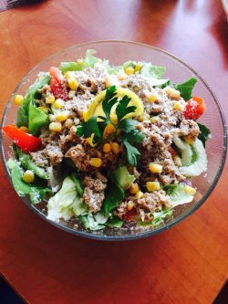 Salată Tonno image