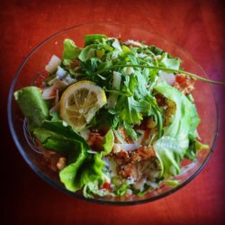 Salată cu piept de pui și sos de iaurt image