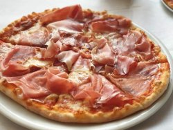 Pizza Prosciutto crudo image