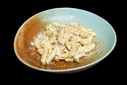 Penne cu mix de brânzeturi românești image