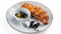 Croissant Crudo e Gorgonzola image